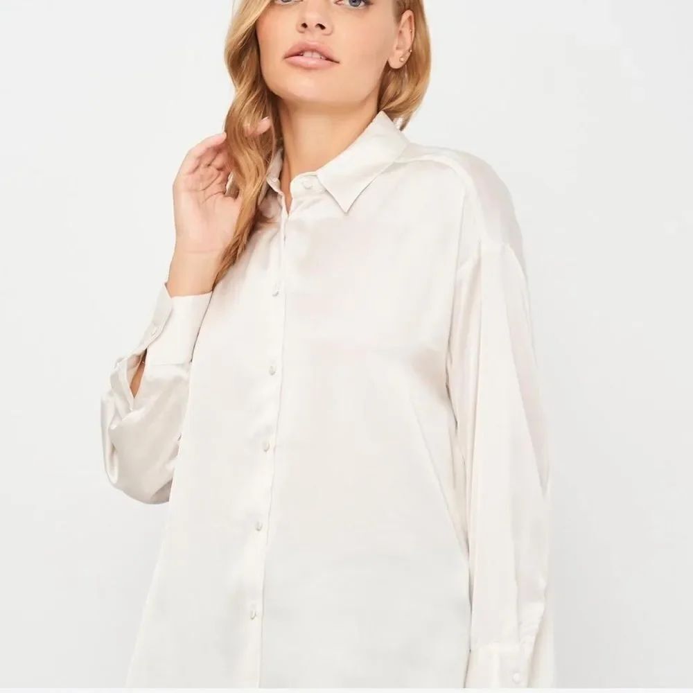 Zara Pearl White Satiny Button Down Shirt(Size Small)